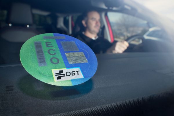 Etiquetas medioambientales de la DGT